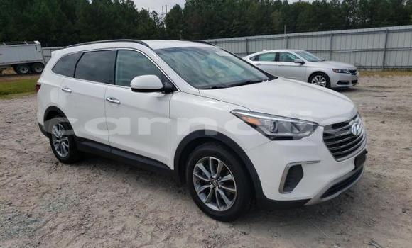 Buy New Hyundai Santa Fe White Car in Badagry in Lagos State Buy New Hyundai Santa Fe White Car in Badagry in Lagos State