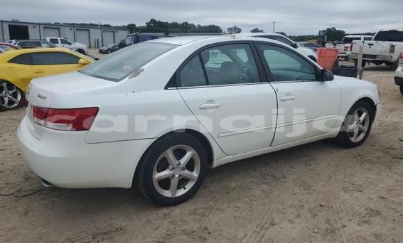 Buy New Hyundai Sonata White Car in Badagry in Lagos State Buy New Hyundai Sonata White Car in Badagry in Lagos State