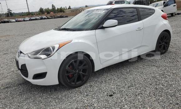 Buy New Hyundai Veloster White Car in Badagry in Lagos State Buy New Hyundai Veloster White Car in Badagry in Lagos State