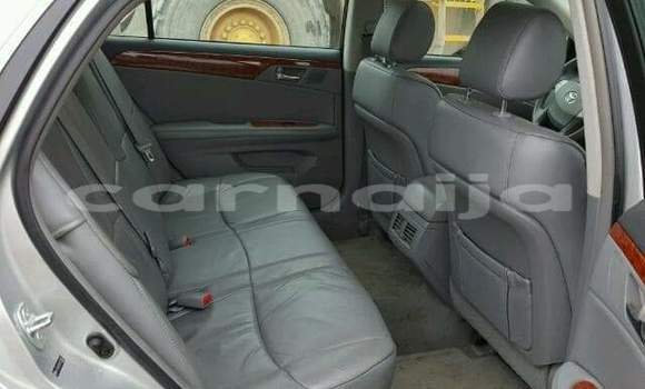 Buy Used Toyota Avalon Silver Car in Daura in Katsina Buy Used Toyota Avalon Silver Car in Daura in Katsina
