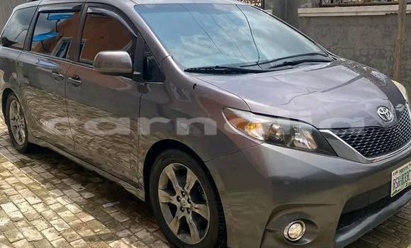 Buy Used Toyota Sienna Other Car in Lagos in Lagos State Buy Used Toyota Sienna Other Car in Lagos in Lagos State