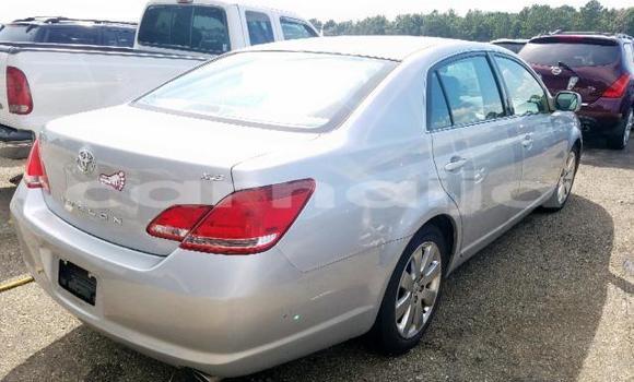 Buy Used Toyota Avalon Silver Car in Daura in Katsina Buy Used Toyota Avalon Silver Car in Daura in Katsina