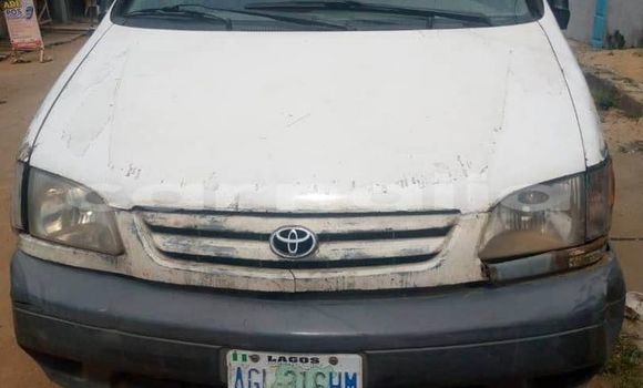 Buy Used Toyota Sienna White Car in Lagos in Lagos State Buy Used Toyota Sienna White Car in Lagos in Lagos State