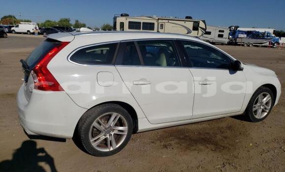 Buy New Volvo V60 White Car in Badagry in Lagos State Buy New Volvo V60 White Car in Badagry in Lagos State