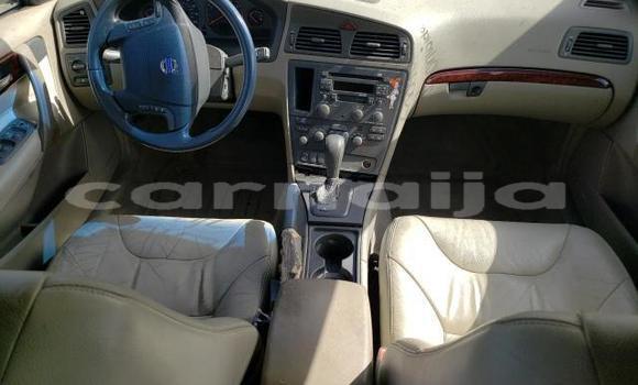 Buy New Volvo V70 White Car in Badagry in Lagos State Buy New Volvo V70 White Car in Badagry in Lagos State