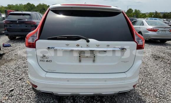 Acheter Neuf Voiture Volvo XC60 Blanc à Badagry, État de Lagos Acheter Neuf Voiture Volvo XC60 Blanc à Badagry, État de Lagos
