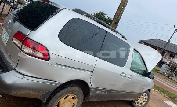 Acheter Occasion Voiture Toyota Sienna Autre à Abuja, État de Lagos Acheter Occasion Voiture Toyota Sienna Autre à Abuja, État de Lagos