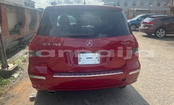 Acheter Occasion Voiture Mercedes-Benz GLK–Class Rouge à Abuja, État de Lagos Acheter Occasion Voiture Mercedes-Benz GLK–Class Rouge à Abuja, État de Lagos
