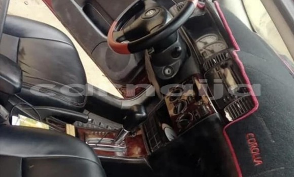 Acheter Occasion Voiture Toyota Corolla Rouge à Abuja, État de Lagos Acheter Occasion Voiture Toyota Corolla Rouge à Abuja, État de Lagos