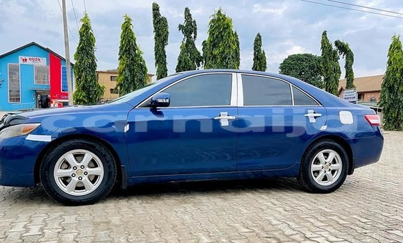 Buy Used Toyota Camry Blue Car in Abuja in Lagos State