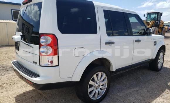Buy New Land Rover Range Rover Velar White Car in Badagry in Lagos State Buy New Land Rover Range Rover Velar White Car in Badagry in Lagos State