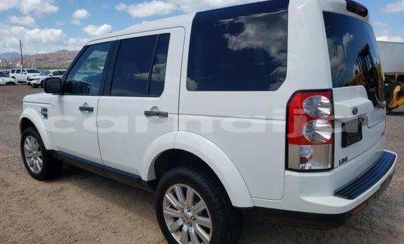 Buy New Land Rover Range Rover Velar White Car in Badagry in Lagos State Buy New Land Rover Range Rover Velar White Car in Badagry in Lagos State