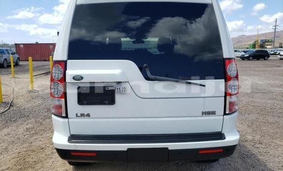 Buy New Land Rover Range Rover Velar White Car in Badagry in Lagos State Buy New Land Rover Range Rover Velar White Car in Badagry in Lagos State