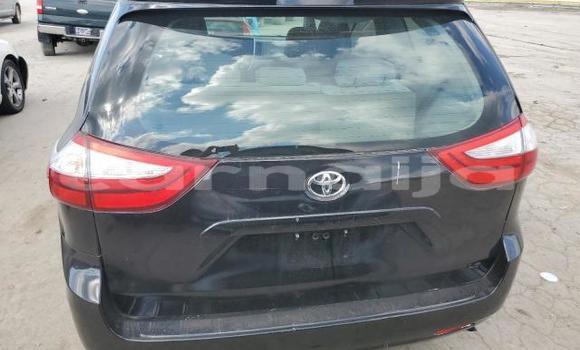 Acheter Neuf Voiture Toyota Sienna Noir à Badagry, État de Lagos Acheter Neuf Voiture Toyota Sienna Noir à Badagry, État de Lagos