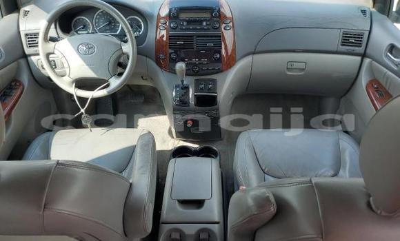 Buy New Toyota Sienna Blue Car in Badagry in Lagos State Buy New Toyota Sienna Blue Car in Badagry in Lagos State