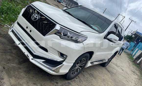 Buy Used Lexus GX White Car in Abuja in Lagos State Buy Used Lexus GX White Car in Abuja in Lagos State
