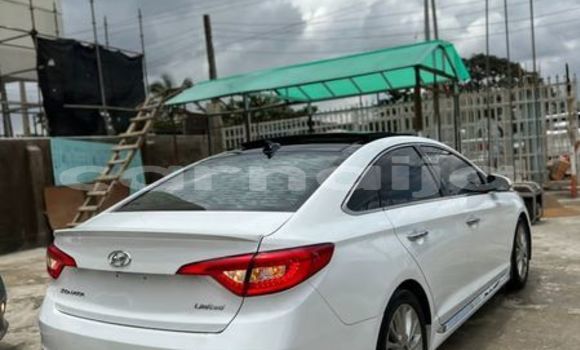 Acheter Occasion Voiture Hyundai Sonata Blanc à Lagos, État de Lagos Acheter Occasion Voiture Hyundai Sonata Blanc à Lagos, État de Lagos