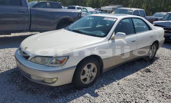 Buy New Lexus ES 300 White Car in Badagry in Lagos State Buy New Lexus ES 300 White Car in Badagry in Lagos State