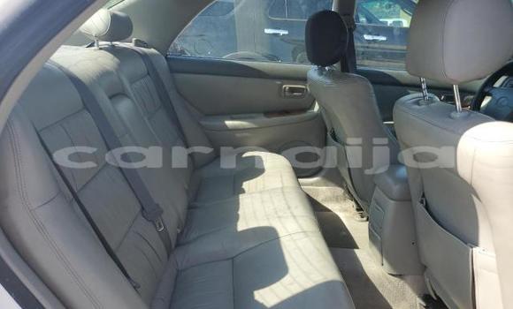 Buy New Lexus ES 300 White Car in Badagry in Lagos State Buy New Lexus ES 300 White Car in Badagry in Lagos State