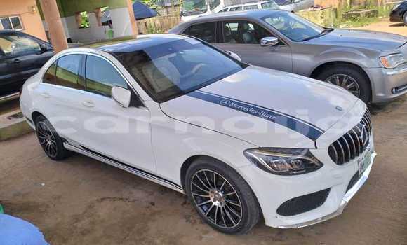 Acheter Occasion Voiture Mercedes-Benz C–Class Blanc à Abuja, État de Lagos Acheter Occasion Voiture Mercedes-Benz C–Class Blanc à Abuja, État de Lagos