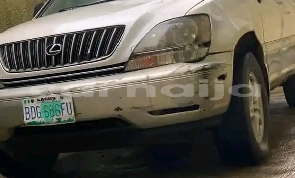 Buy Used Lexus RX 300 Beige Car in Ibadan in Oyo State Buy Used Lexus RX 300 Beige Car in Ibadan in Oyo State