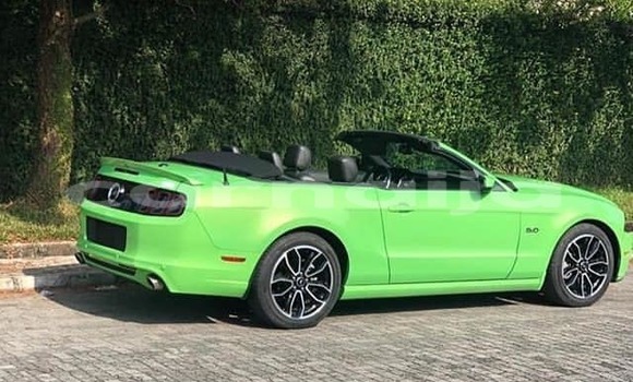 Acheter Occasion Voiture Ford Mustang Vert à Lagos, État de Lagos Acheter Occasion Voiture Ford Mustang Vert à Lagos, État de Lagos