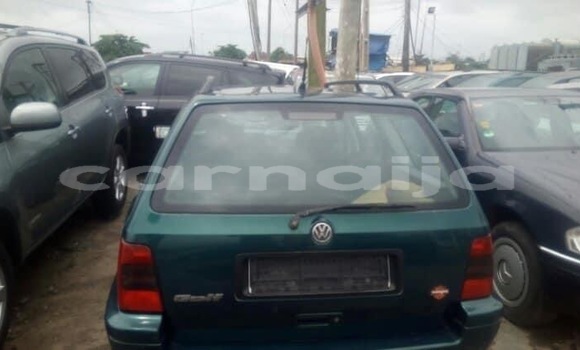 Acheter Import Voiture Volkswagen Golf Vert à Daura, Katsina Acheter Import Voiture Volkswagen Golf Vert à Daura, Katsina