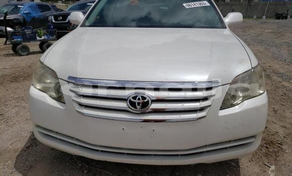 Acheter Neuf Voiture Toyota Avalon Blanc à Badagry, État de Lagos