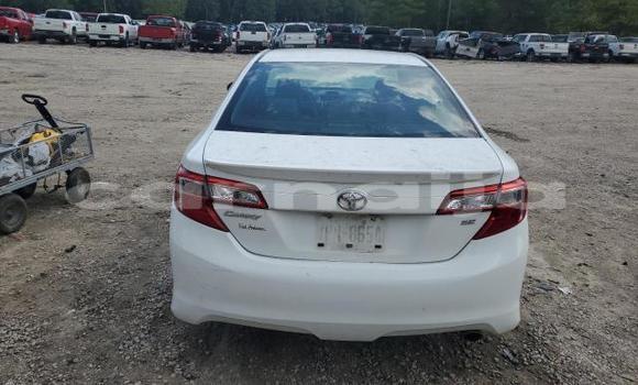 Acheter Neuf Voiture Toyota Camry Blanc à Badagry, État de Lagos Acheter Neuf Voiture Toyota Camry Blanc à Badagry, État de Lagos