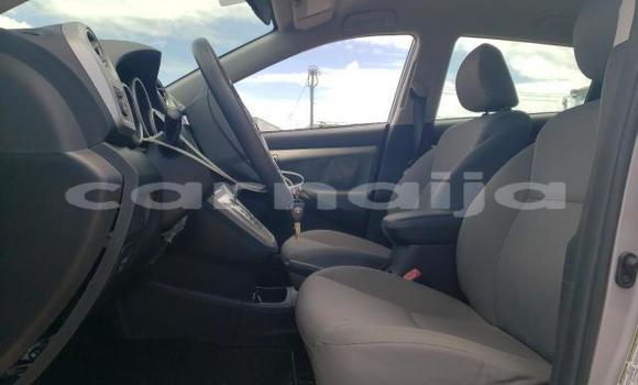 Buy New Toyota Matrix Silver Car in Badagry in Lagos State Buy New Toyota Matrix Silver Car in Badagry in Lagos State