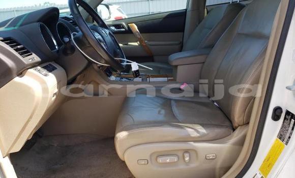 Acheter Neuf Voiture Toyota Highlander Blanc à Badagry, État de Lagos Acheter Neuf Voiture Toyota Highlander Blanc à Badagry, État de Lagos