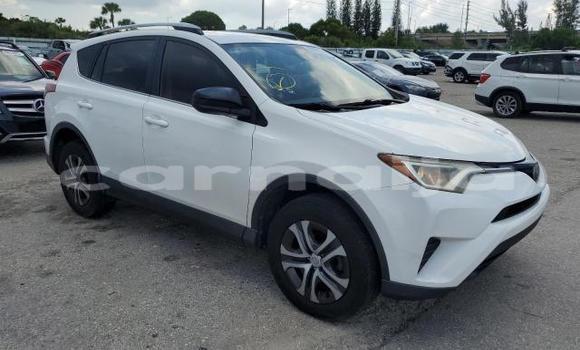 Acheter Neuf Voiture Toyota RAV4 Blanc à Badagry, État de Lagos Acheter Neuf Voiture Toyota RAV4 Blanc à Badagry, État de Lagos