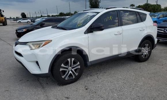 Acheter Neuf Voiture Toyota RAV4 Blanc à Badagry, État de Lagos Acheter Neuf Voiture Toyota RAV4 Blanc à Badagry, État de Lagos