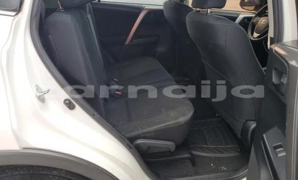 Acheter Neuf Voiture Toyota RAV4 Blanc à Badagry, État de Lagos Acheter Neuf Voiture Toyota RAV4 Blanc à Badagry, État de Lagos