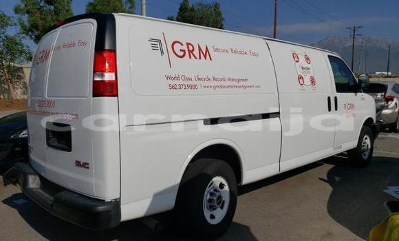 Buy New GMC Savana White Car in Badagry in Lagos State Buy New GMC Savana White Car in Badagry in Lagos State