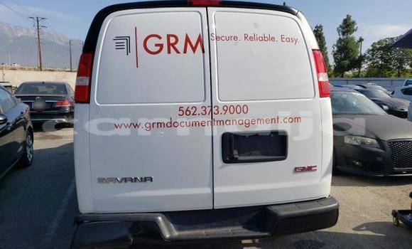 Buy New GMC Savana White Car in Badagry in Lagos State Buy New GMC Savana White Car in Badagry in Lagos State