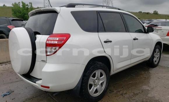 Acheter Occasion Voiture Toyota RAV4 Blanc à Lagos, État de Lagos Acheter Occasion Voiture Toyota RAV4 Blanc à Lagos, État de Lagos
