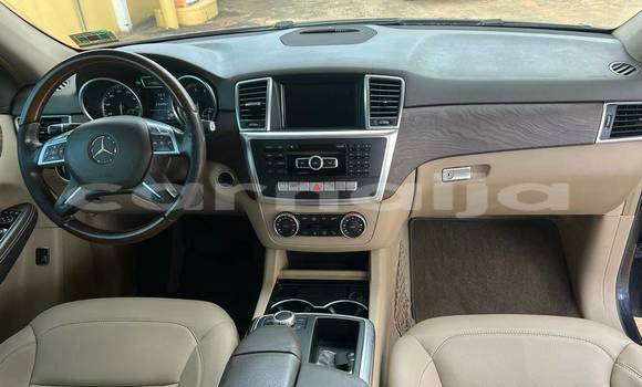 Acheter Occasion Voiture Mercedes-Benz ML–Class Noir à Abuja, État de Lagos Acheter Occasion Voiture Mercedes-Benz ML–Class Noir à Abuja, État de Lagos