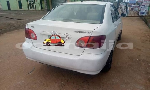 Acheter Occasion Voiture Toyota Corolla Blanc à Abuja, État de Lagos Acheter Occasion Voiture Toyota Corolla Blanc à Abuja, État de Lagos