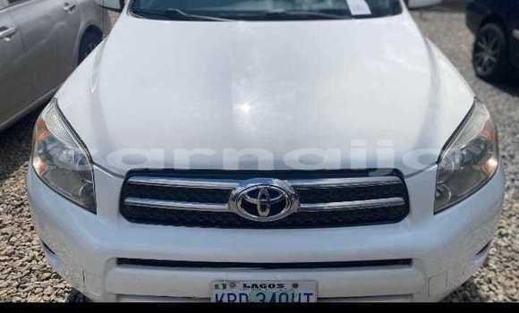 Acheter Occasion Voiture Toyota RAV4 Blanc à Abuja, État de Lagos Acheter Occasion Voiture Toyota RAV4 Blanc à Abuja, État de Lagos