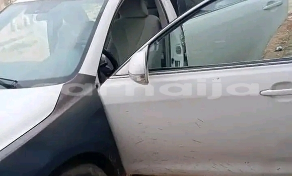 Acheter Occasion Voiture Toyota Camry Blanc à Lagos, État de Lagos