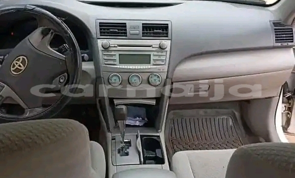Acheter Occasion Voiture Toyota Camry Blanc à Lagos, État de Lagos Acheter Occasion Voiture Toyota Camry Blanc à Lagos, État de Lagos