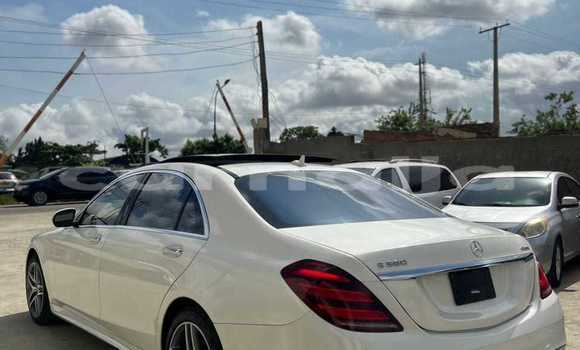 Acheter Occasion Voiture Mercedes-Benz 270D Blanc à Abuja, État de Lagos Acheter Occasion Voiture Mercedes-Benz 270D Blanc à Abuja, État de Lagos