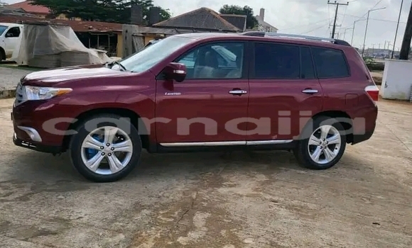 Buy Used Toyota Highlander Red Car in Ikorodu in Lagos State