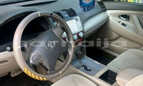 Acheter Occasion Voiture Toyota Camry Beige à Ikeja, État de Lagos Acheter Occasion Voiture Toyota Camry Beige à Ikeja, État de Lagos