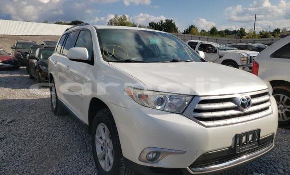 Acheter Occasion Voiture Toyota Highlander Blanc à Lagos, État de Lagos