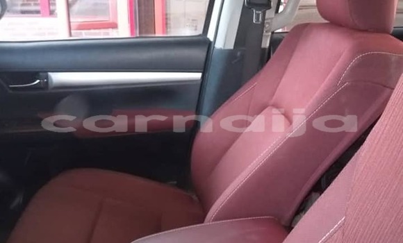 Acheter Occasion Voiture Toyota Hilux Blanc à Abuja, État de Lagos Acheter Occasion Voiture Toyota Hilux Blanc à Abuja, État de Lagos