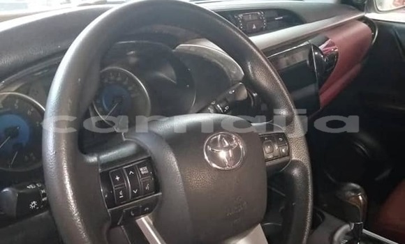 Acheter Occasion Voiture Toyota Hilux Blanc à Abuja, État de Lagos Acheter Occasion Voiture Toyota Hilux Blanc à Abuja, État de Lagos