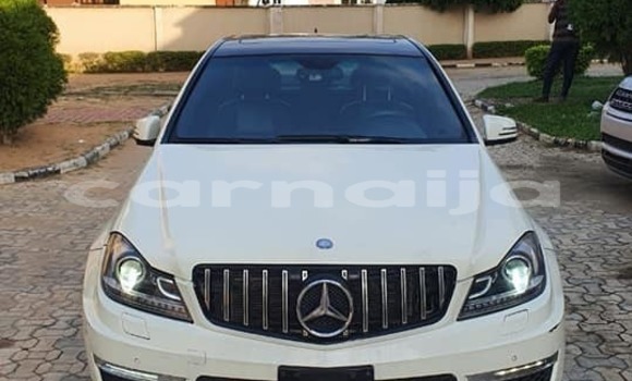 Buy Used Mercedes-Benz C–Class White Car in Abuja in Lagos State Buy Used Mercedes-Benz C–Class White Car in Abuja in Lagos State