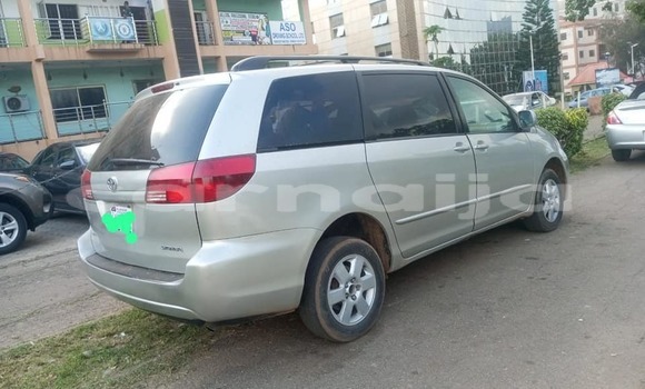 Buy Used Toyota Sienna Other Car in Abuja in Lagos State Buy Used Toyota Sienna Other Car in Abuja in Lagos State